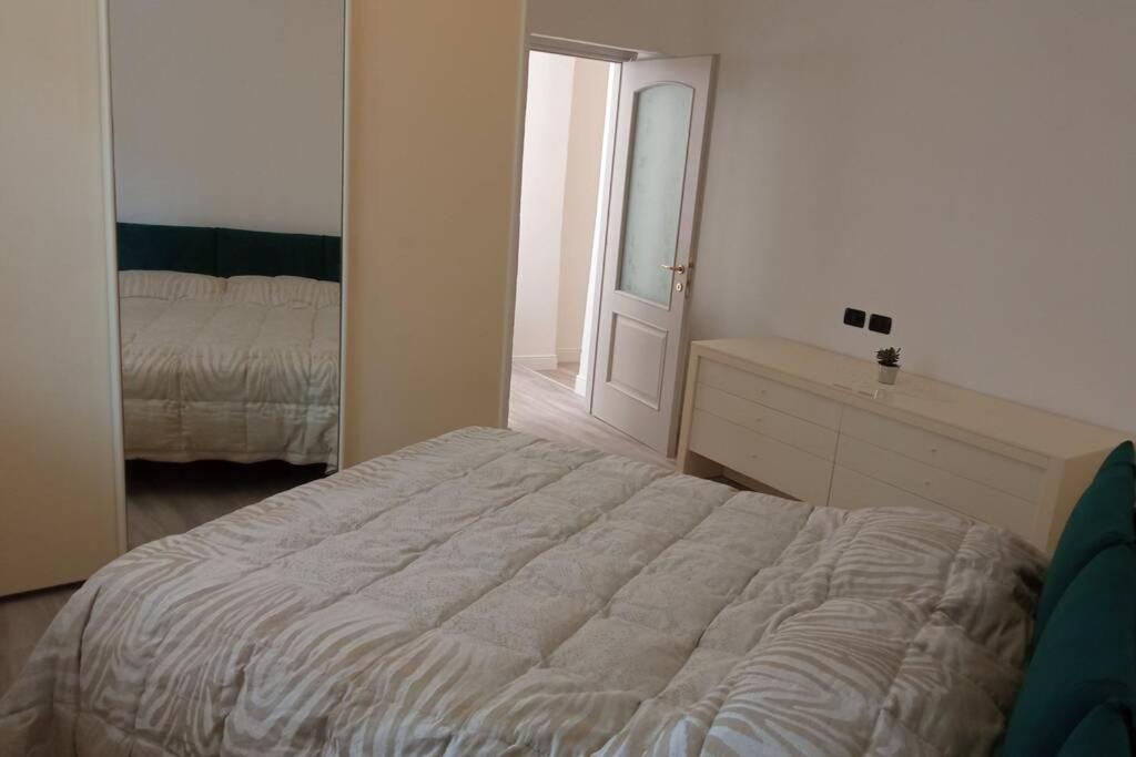 Entire Flat, Independent Entrance, 20 Mins To Bgy - Bergamo Milan Airport Lejlighed Nembro Eksteriør billede