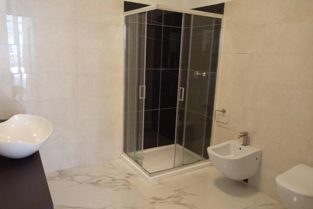 Entire Flat, Independent Entrance, 20 Mins To Bgy - Bergamo Milan Airport Lejlighed Nembro Eksteriør billede