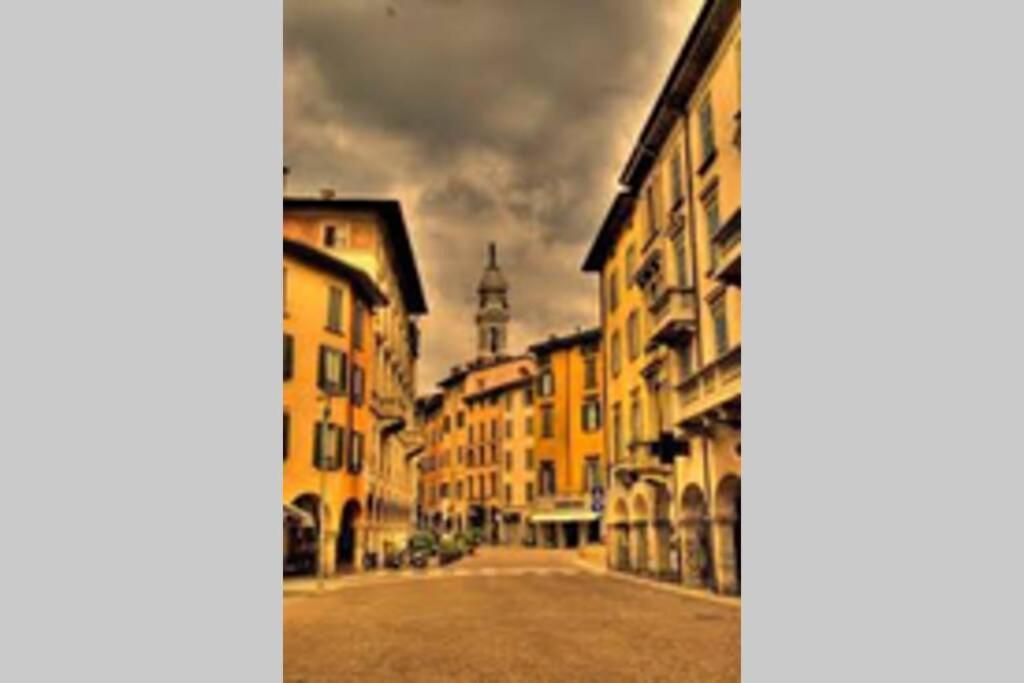 Entire Flat, Independent Entrance, 20 Mins To Bgy - Bergamo Milan Airport Lejlighed Nembro Eksteriør billede